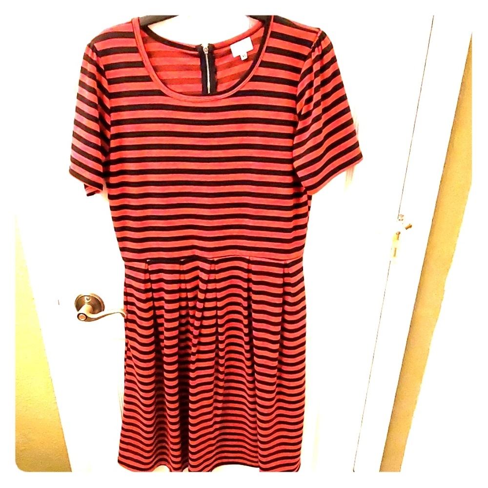 Lularoe Amelia